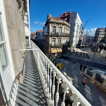 El Sireno De Vigo, Centrico, Amplio Y Acogedor Apartmán Vigo